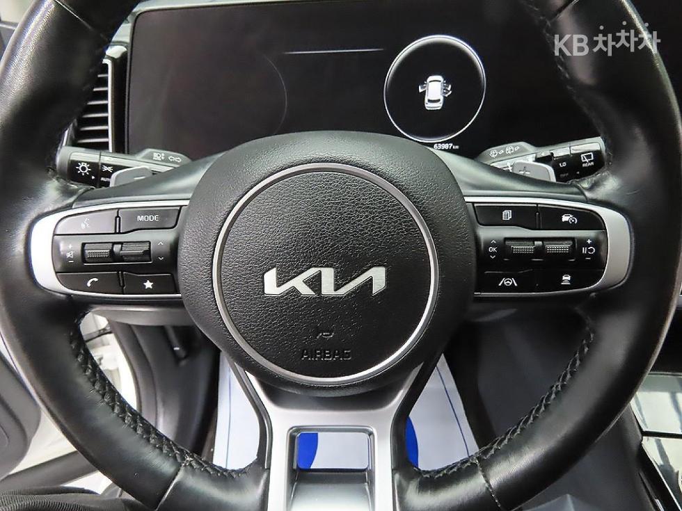 2022 - kia sportage