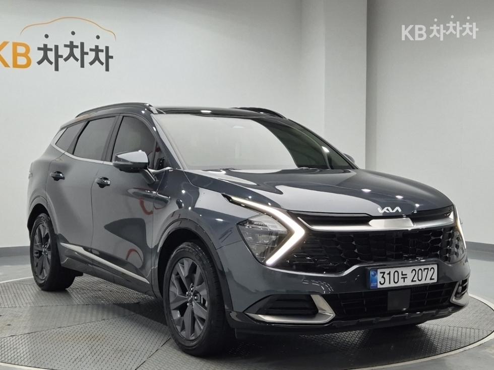 2022 - kia sportage
