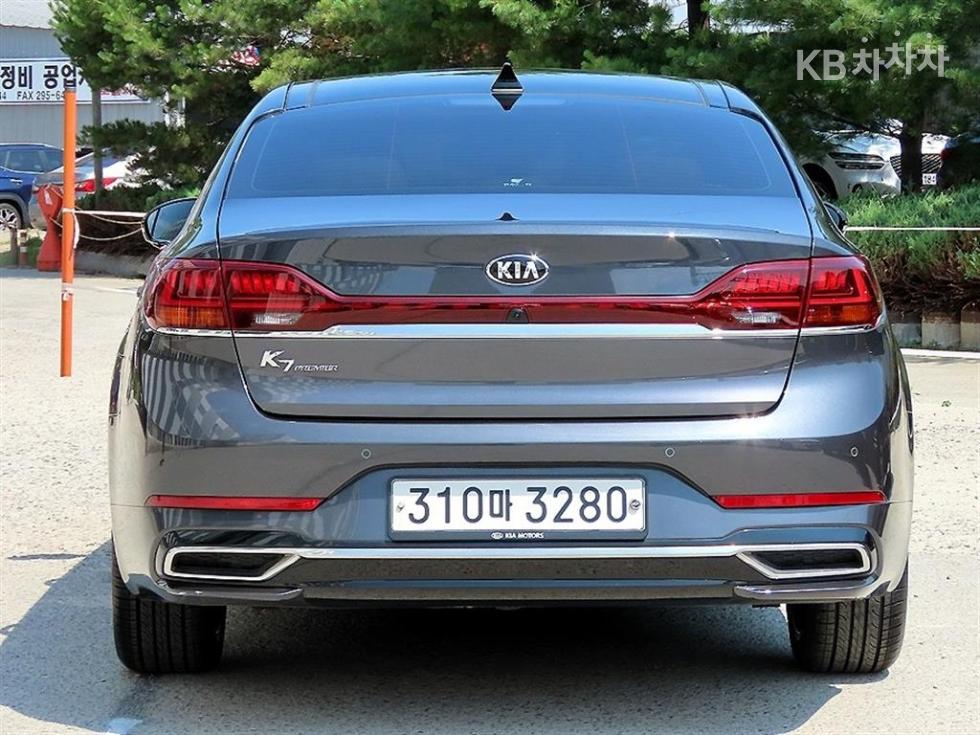 2020 - kia k7