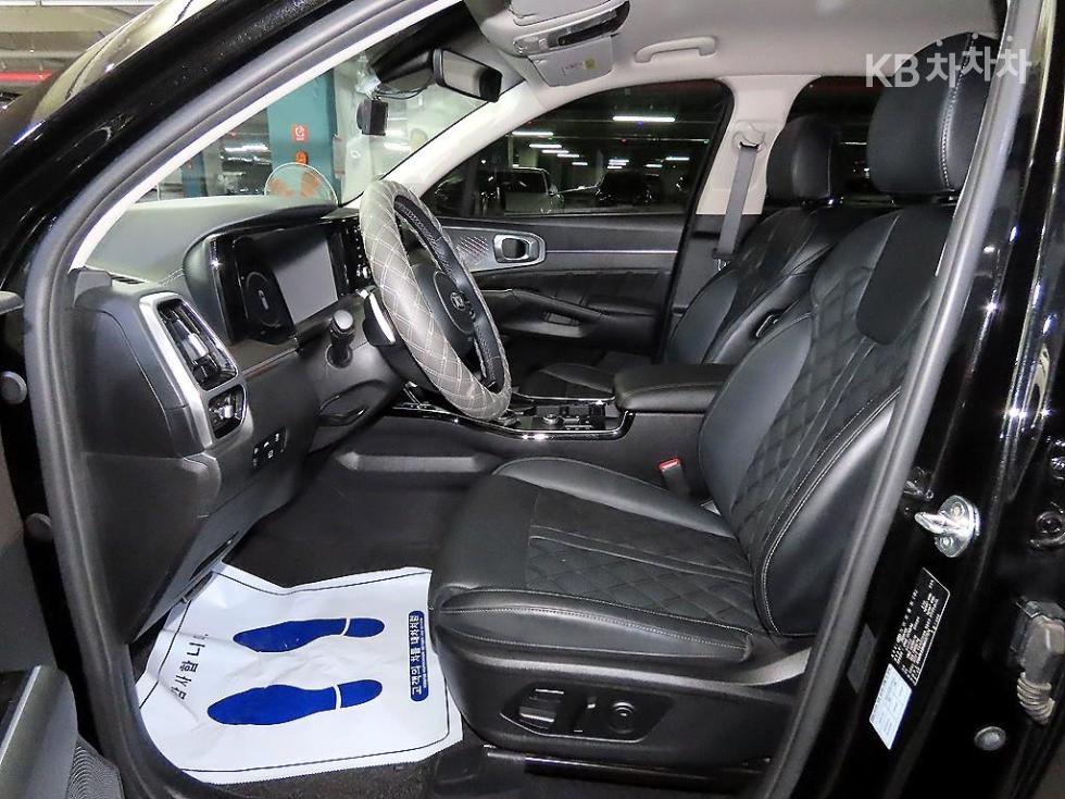 2021 - kia sorento