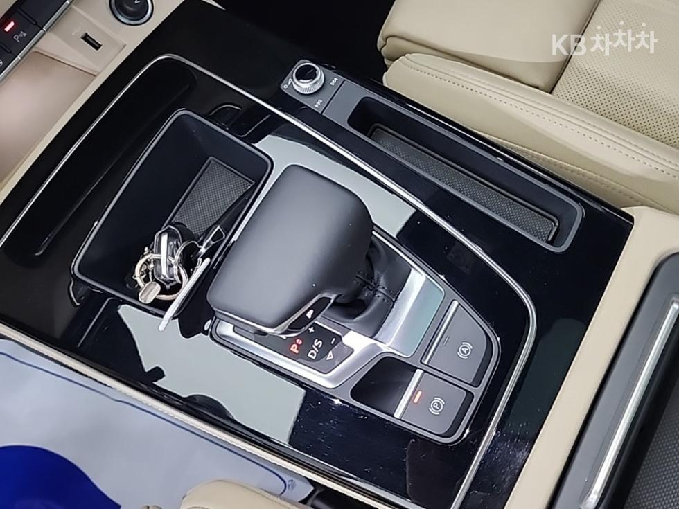2022 Audi The New Q5(FY) photo