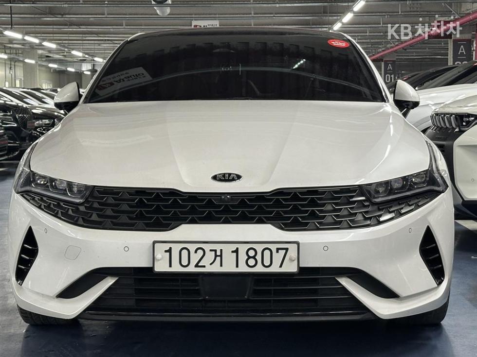 2021 - kia k5