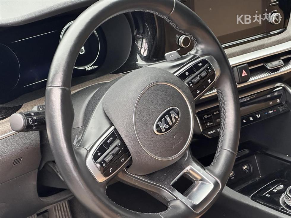 2021 - kia k5