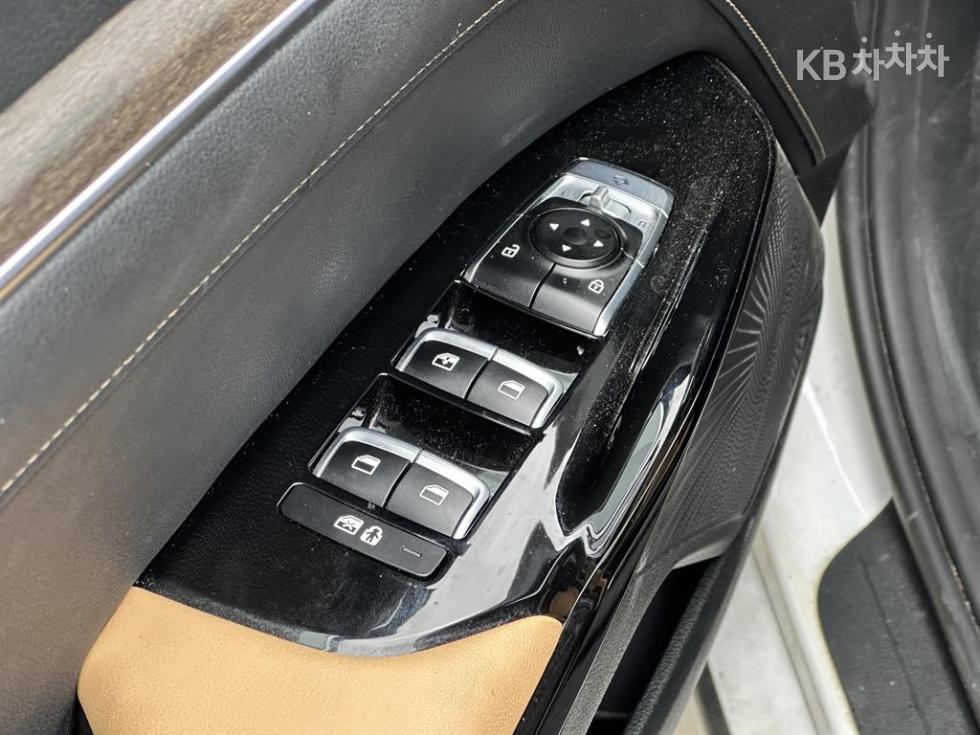 2021 - kia k5