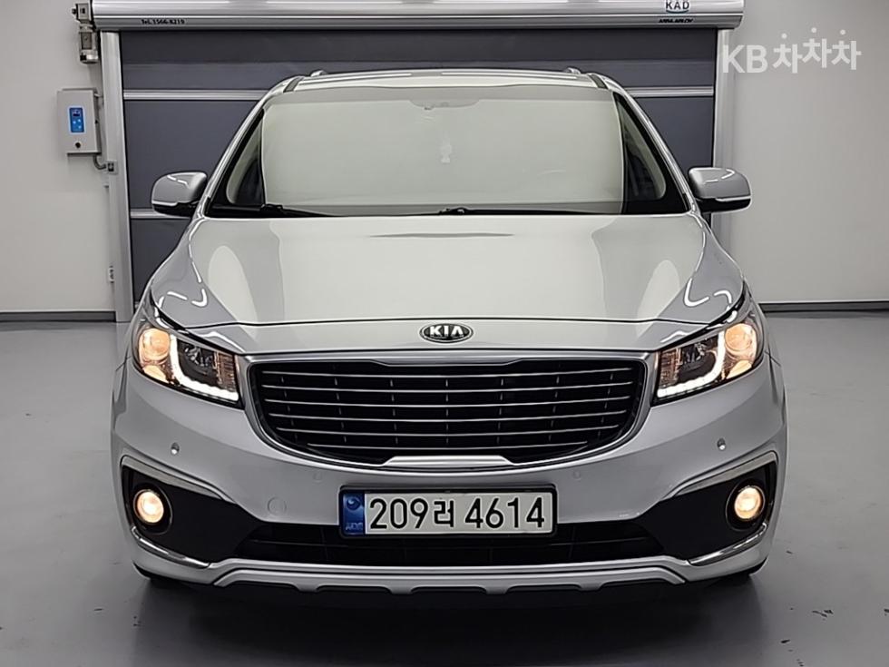 2017 - kia carnival