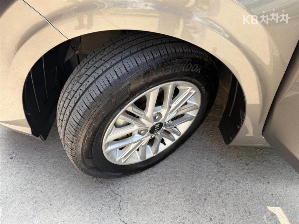 2021 - kia morning