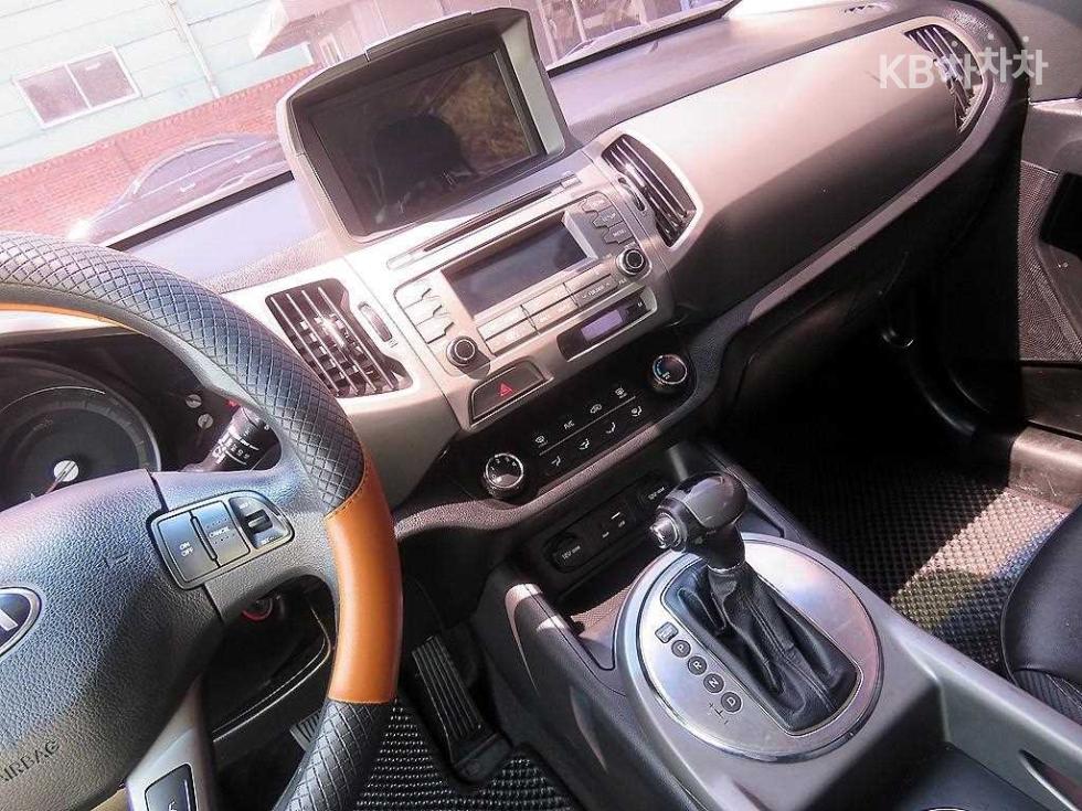 2016 - kia sportage