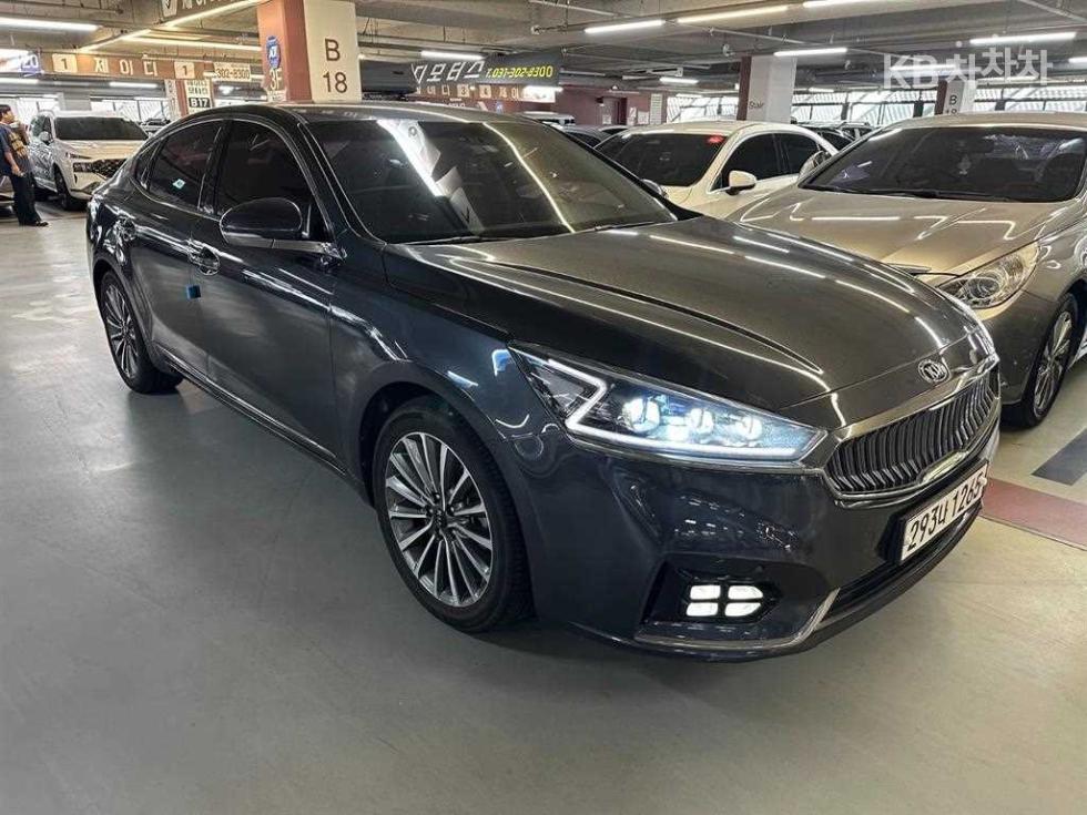 2019 - kia k7