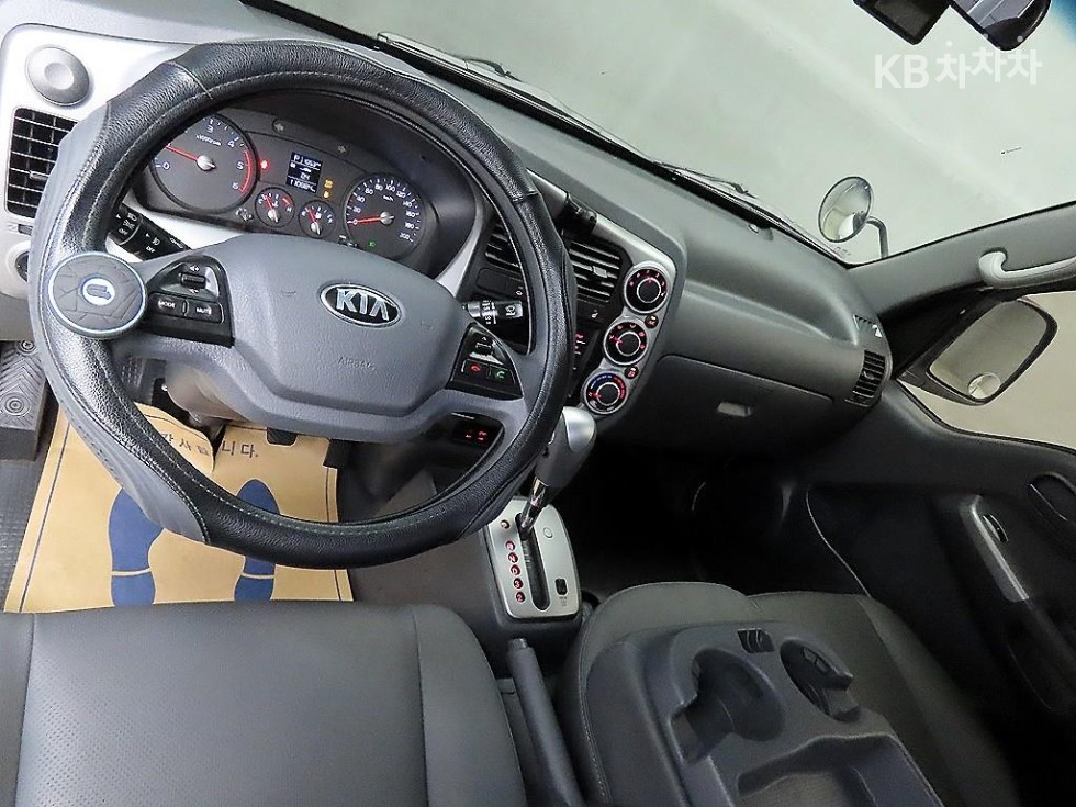 2019 - kia bongo iii