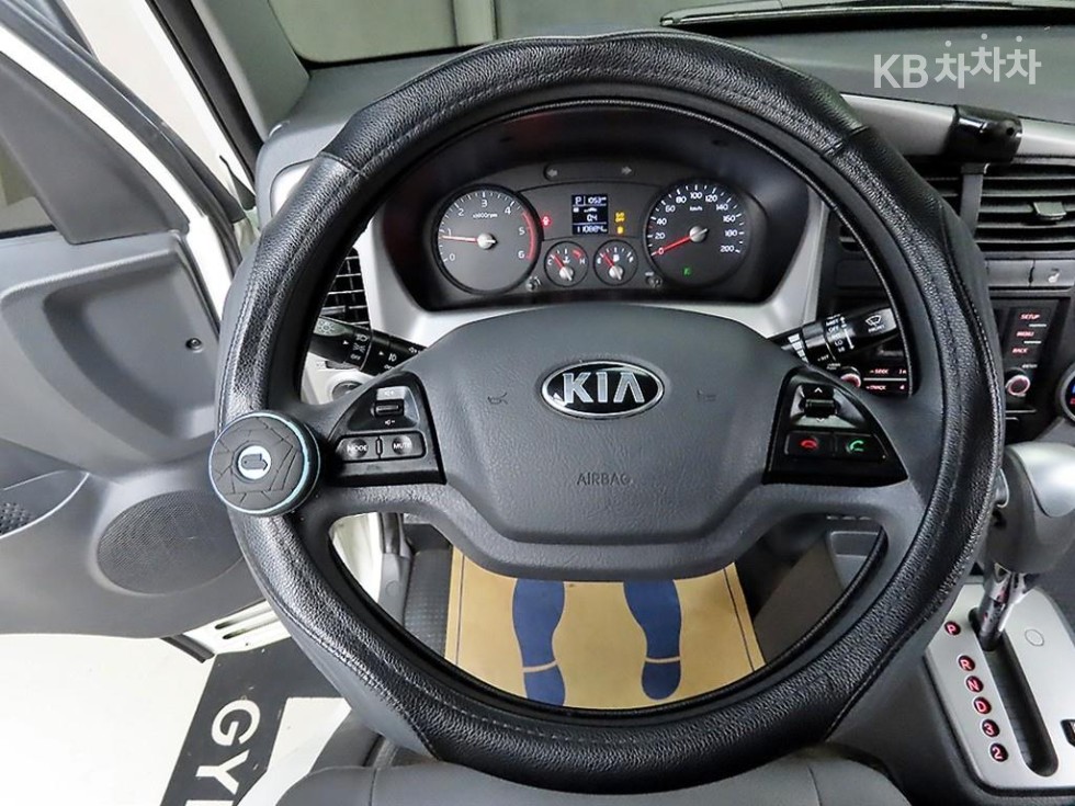 2019 - kia bongo iii