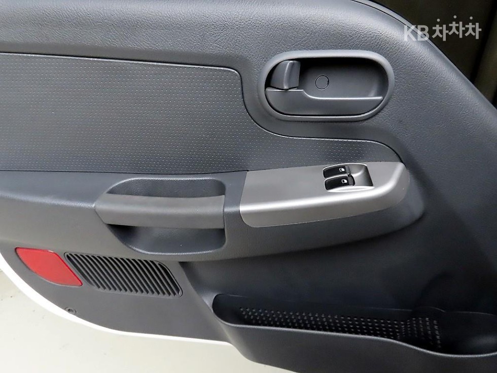 2019 - kia bongo iii