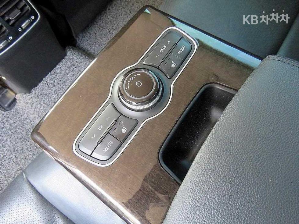 2013 - kia k7