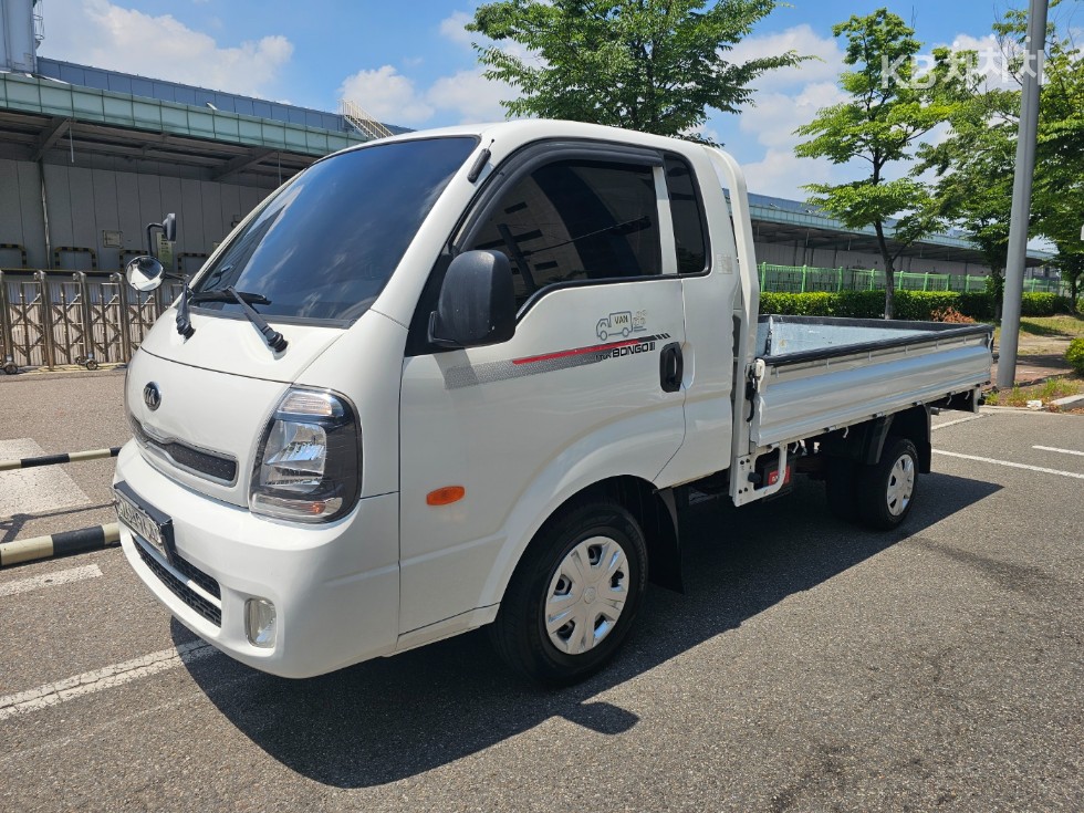 2020 - kia bongo iii