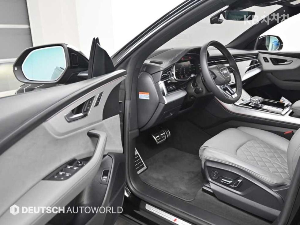 Audi Q8 — miniaturë 11