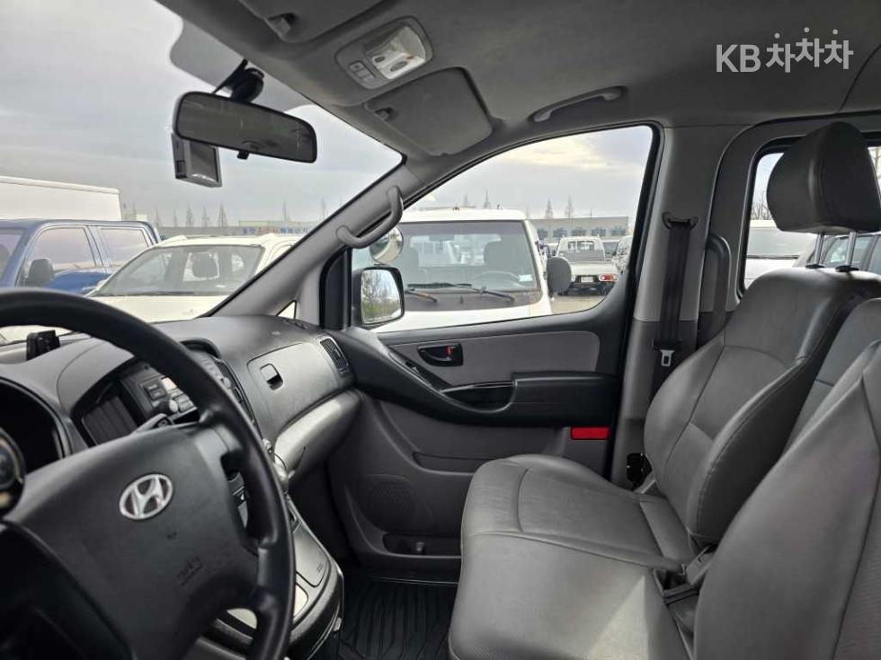 Hyundai Starex — miniaturë 7