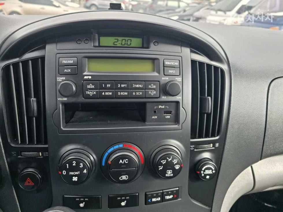 Hyundai Starex — miniaturë 11