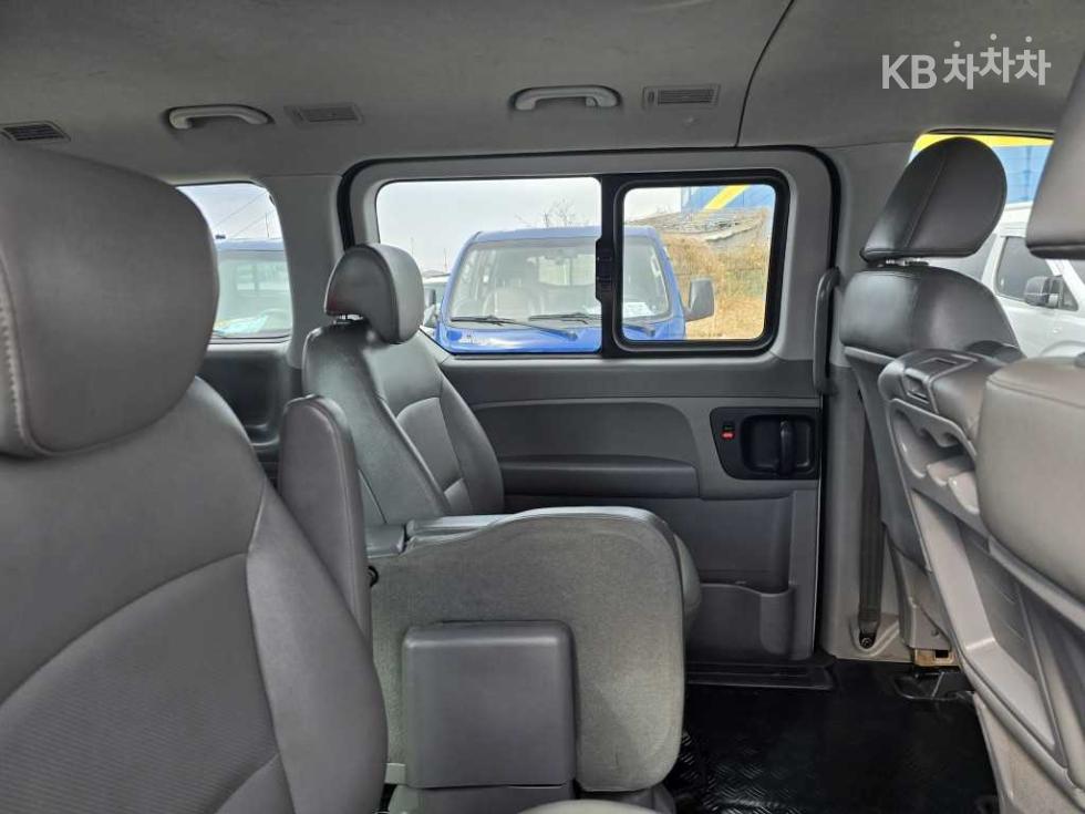 Hyundai Starex — miniaturë 15