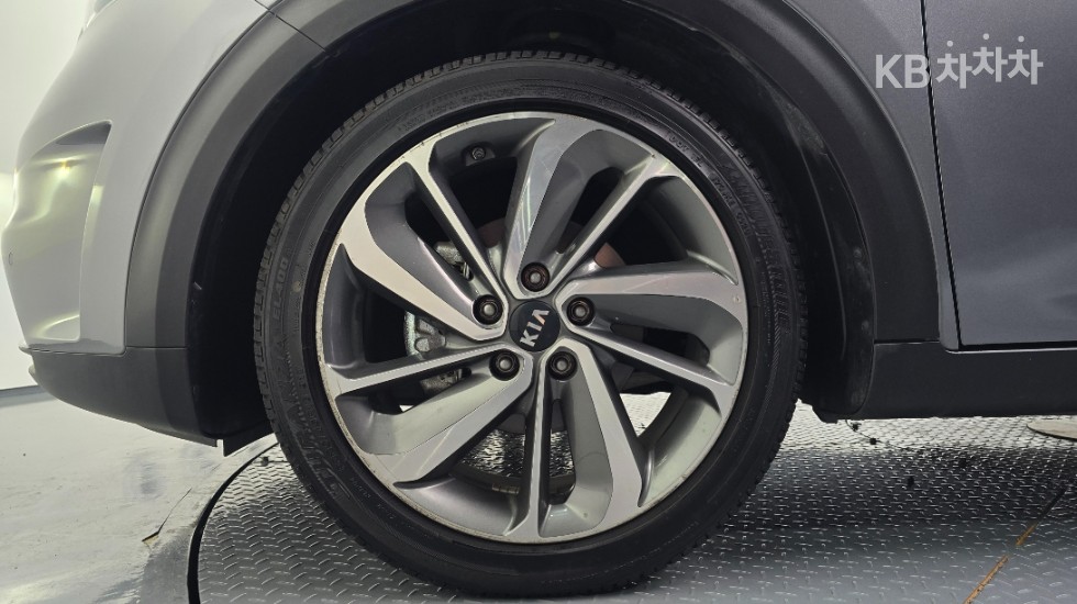 Kia Niro — miniaturë 7