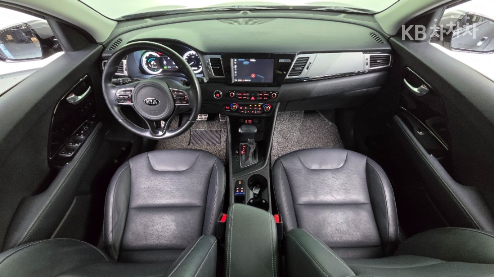 Kia Niro — miniaturë 8