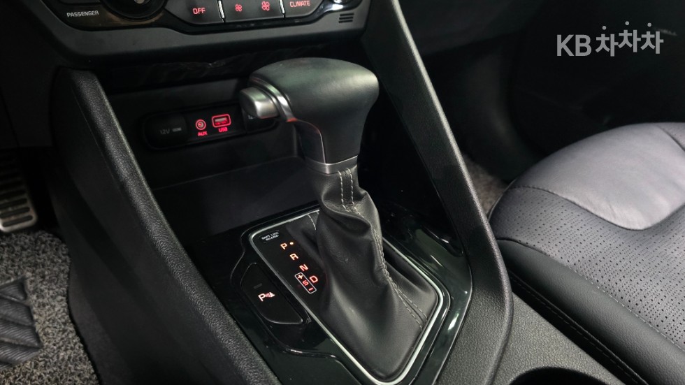 Kia Niro — miniaturë 9