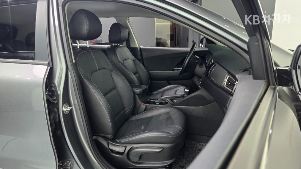 Kia Niro — miniaturë 11