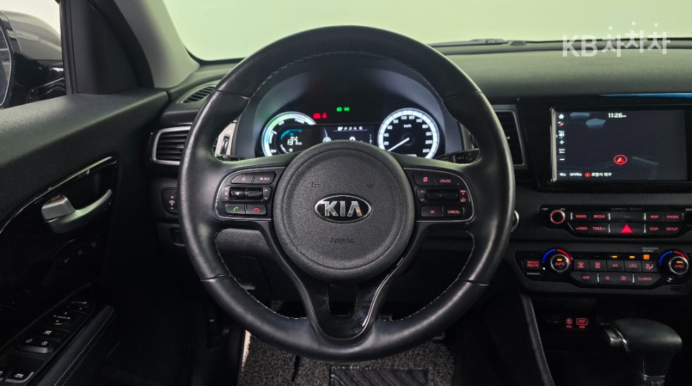 Kia Niro — miniaturë 15