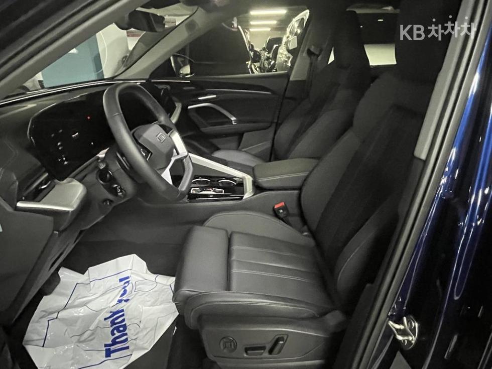2025 Audi The New Q5(FY) photo