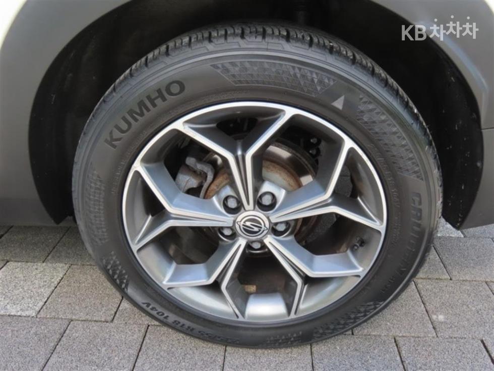 SsangYong Korando — miniaturë 17