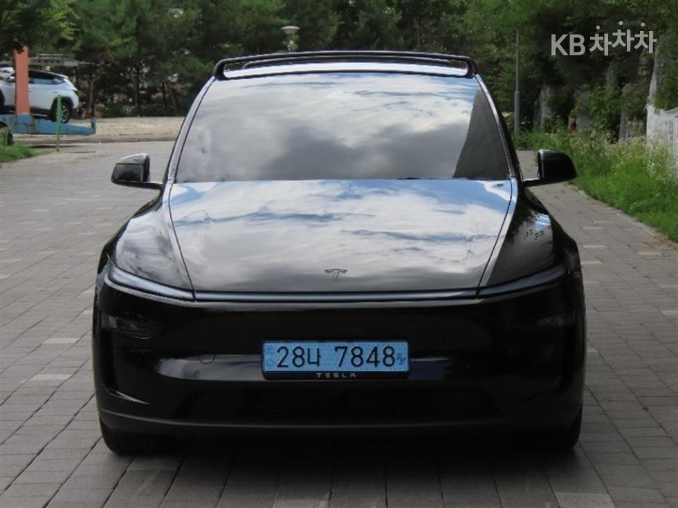 테슬라 모델 Y 2025년식 테슬라 Model Y Long Range