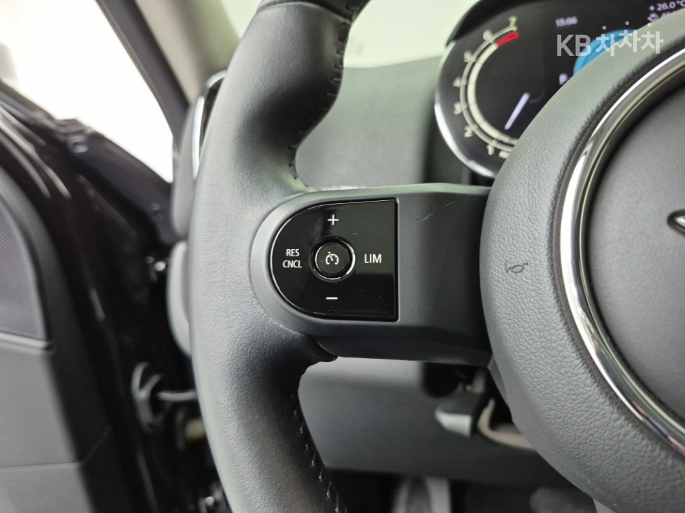 MINI Countryman — miniaturë 16