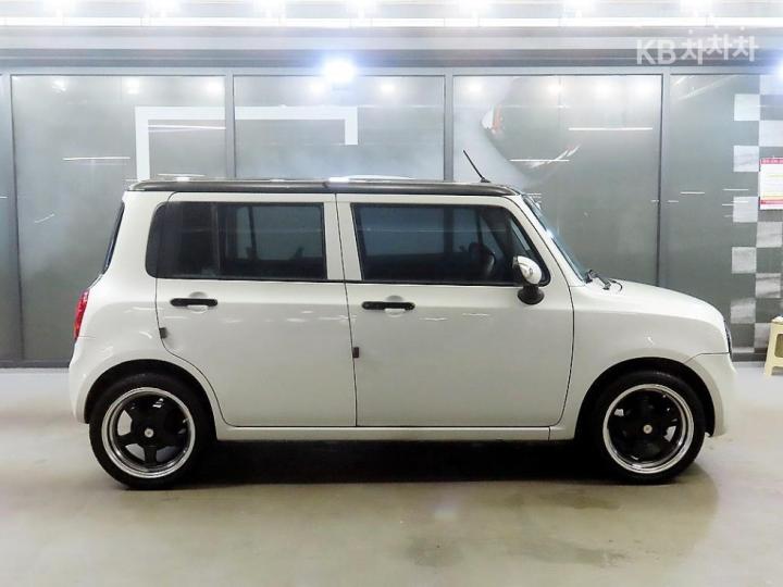 Suzuki Alto Lapin 2013 photo 3