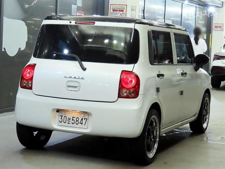 Suzuki Alto Lapin 2013 photo 4