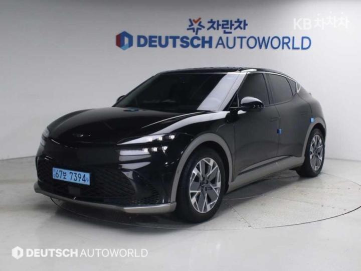 Genesis GV60 스탠다드 2WD — foto 1