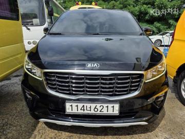 Kia Carnival 9인승 2.2 디젤 — foto 1