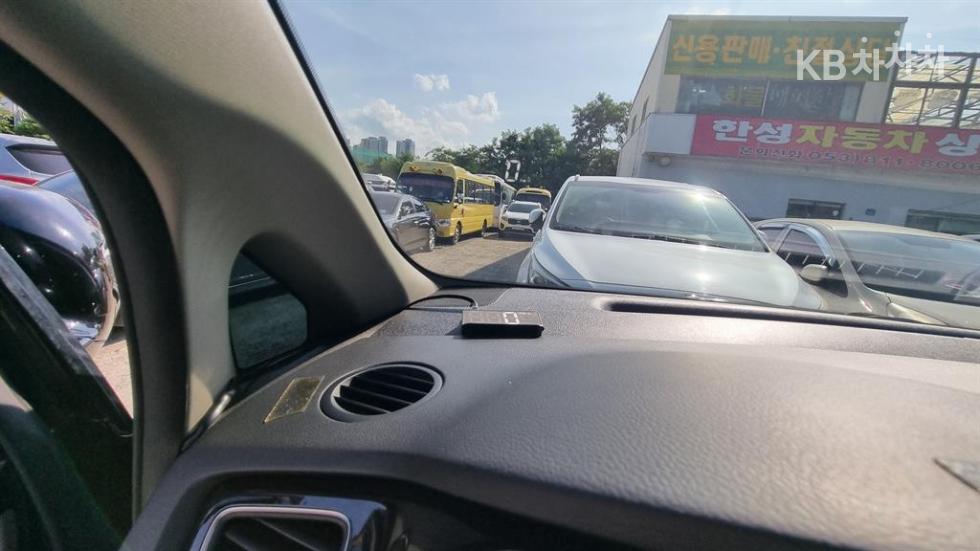 Kia Carnival — miniaturë 8