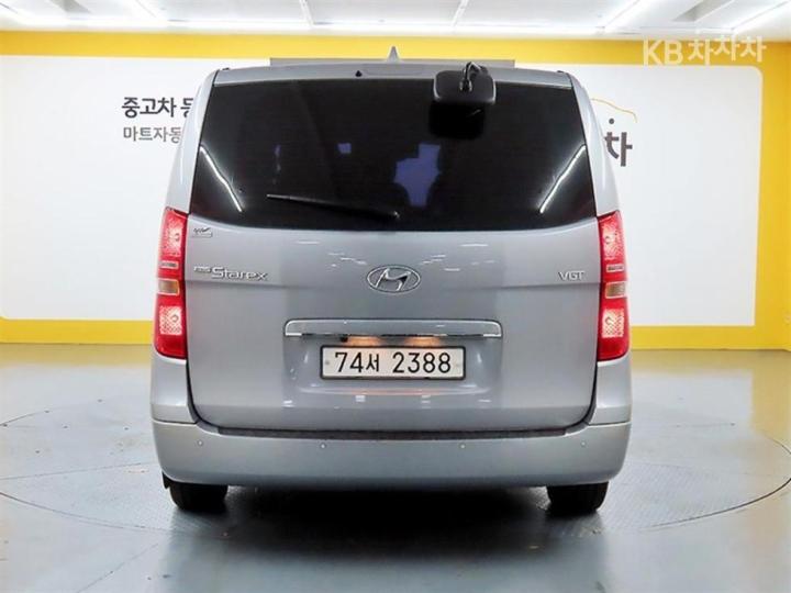 Hyundai Starex — miniaturë 3