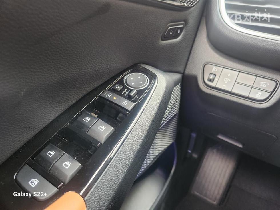 Kia Seltos — miniaturë 16