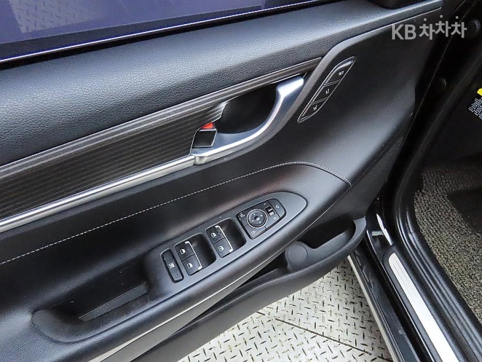 Hyundai Grandeur — miniaturë 13