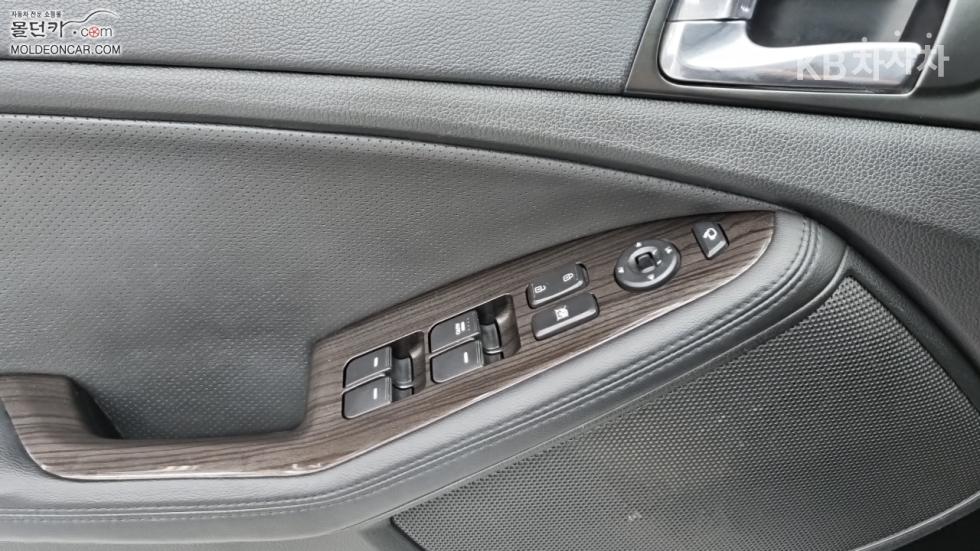 Kia K5 — miniaturë 17
