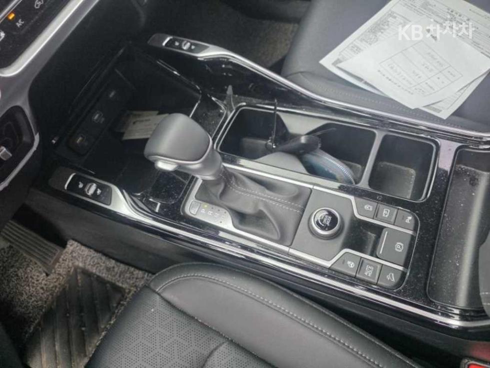 Kia Sorento — miniaturë 9