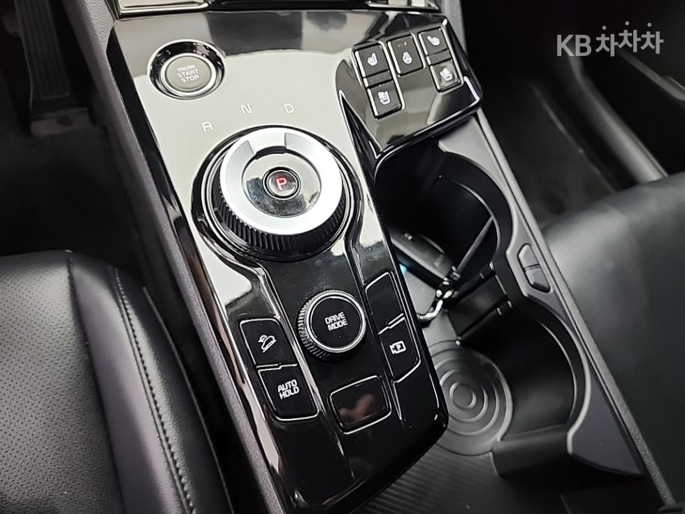 Kia Sportage — miniaturë 8