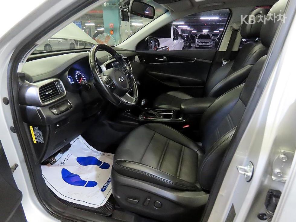 Kia Sorento — miniaturë 6