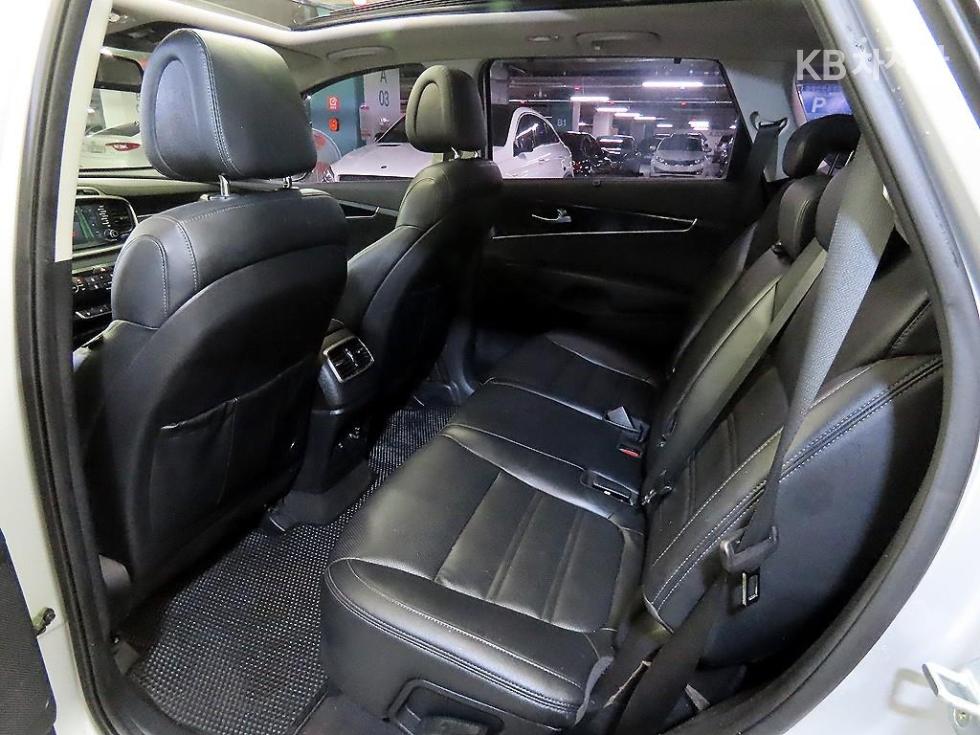 Kia Sorento — miniaturë 7