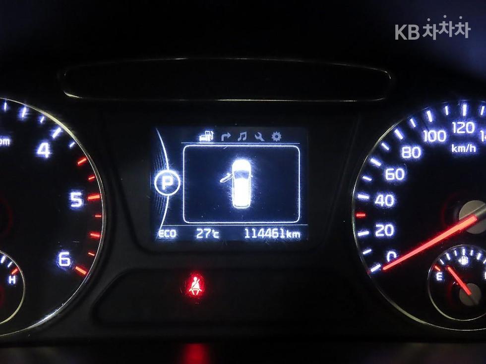 Kia Sorento — miniaturë 9
