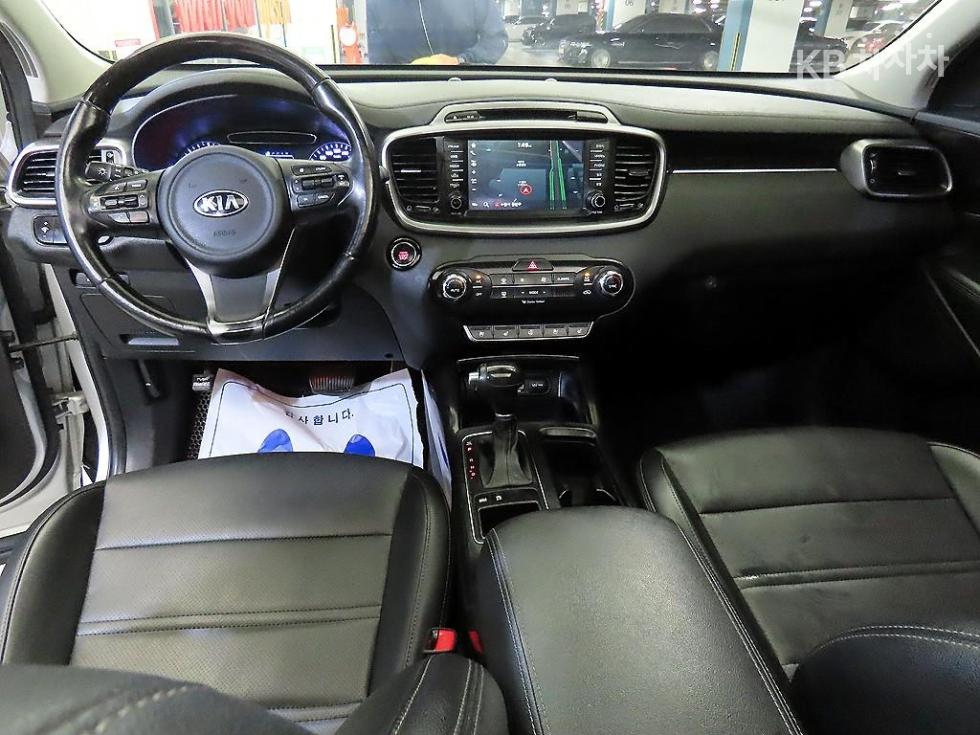 Kia Sorento — miniaturë 10