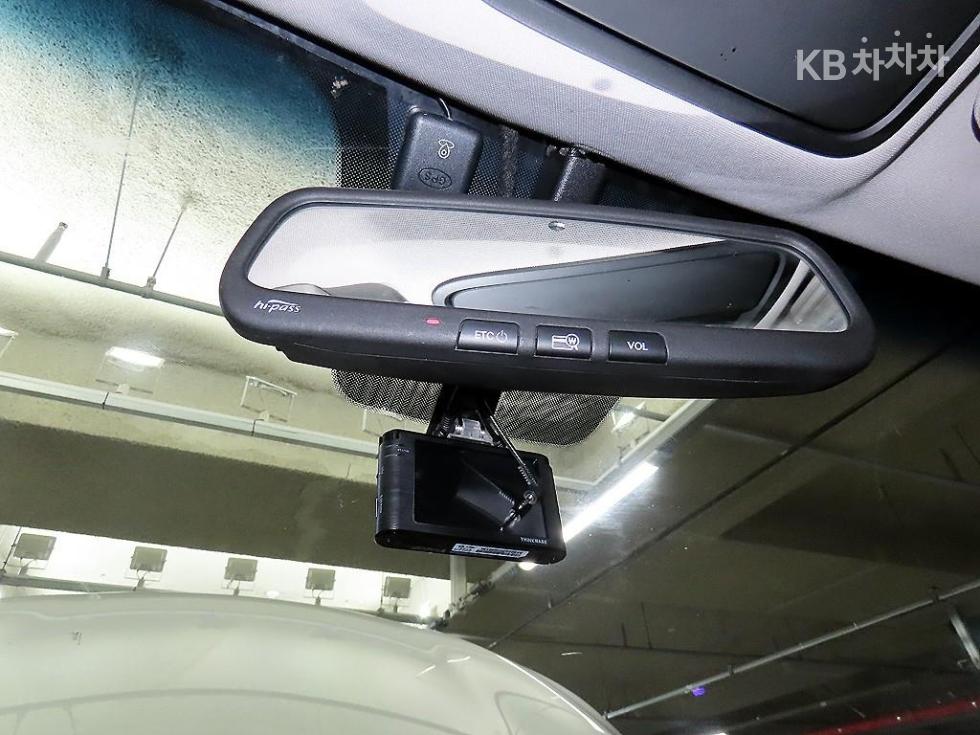 Kia Sorento — miniaturë 15