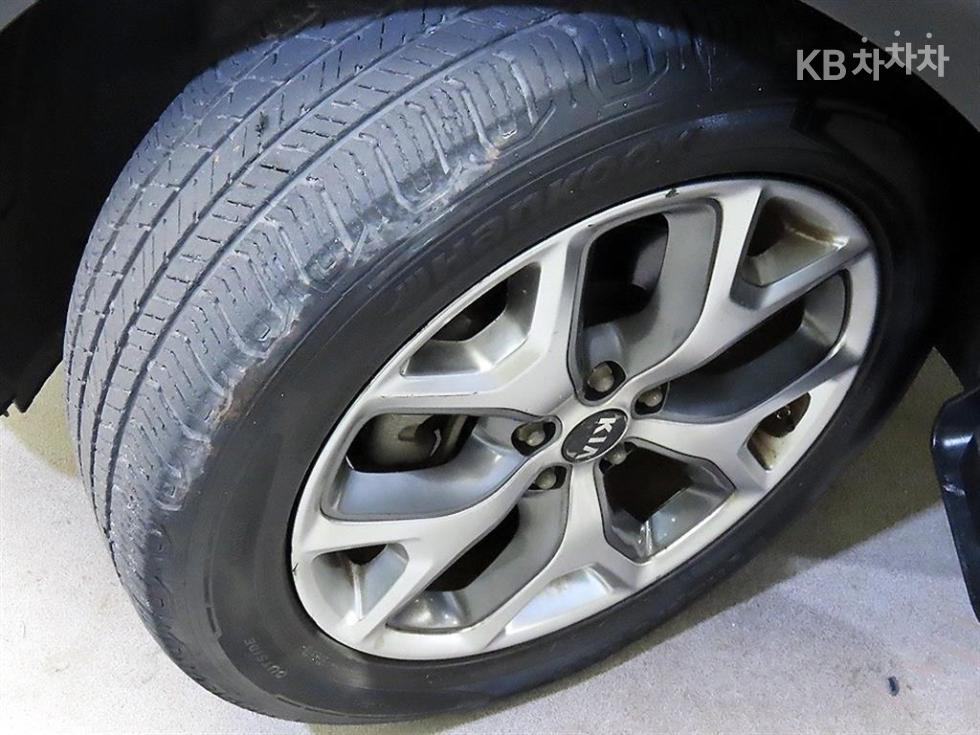 Kia Sorento — miniaturë 20
