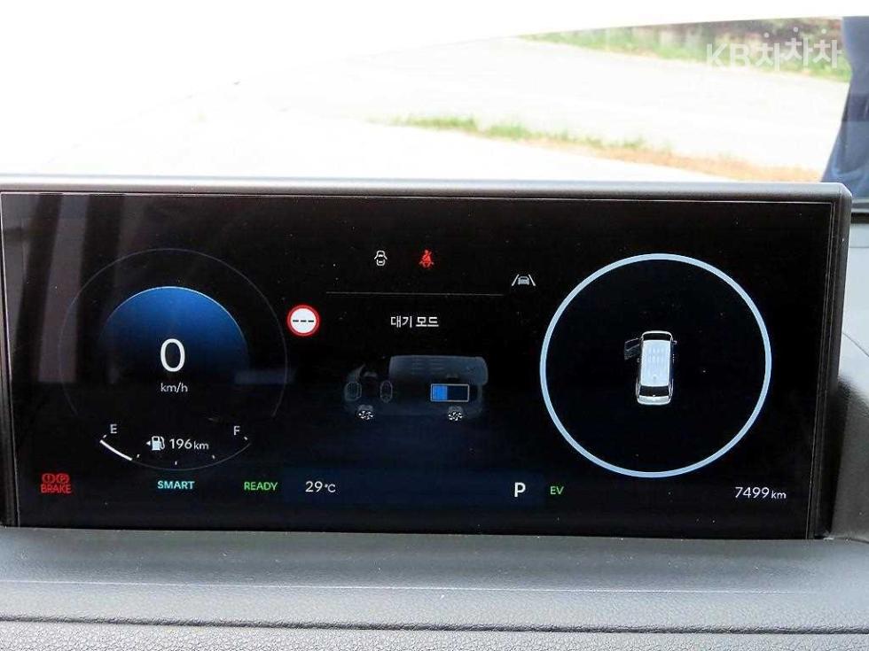 Hyundai Staria — miniaturë 9