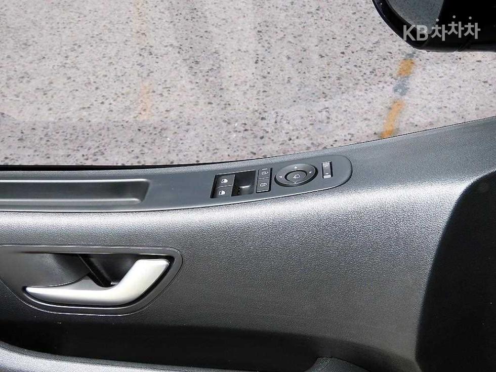 Hyundai Staria — miniaturë 11