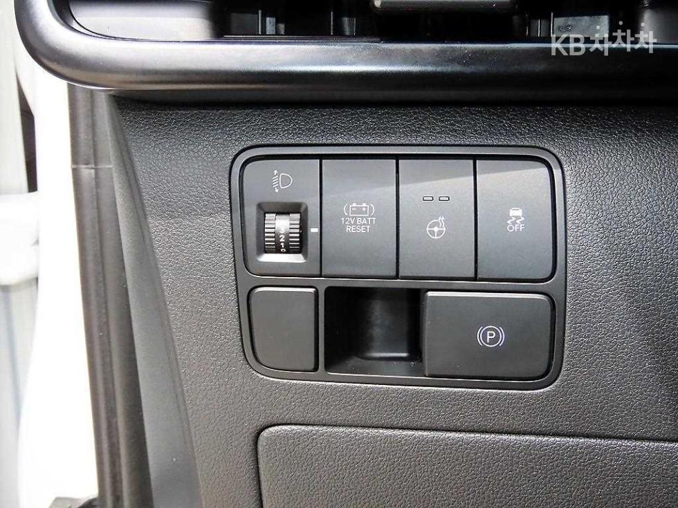 Hyundai Staria — miniaturë 12